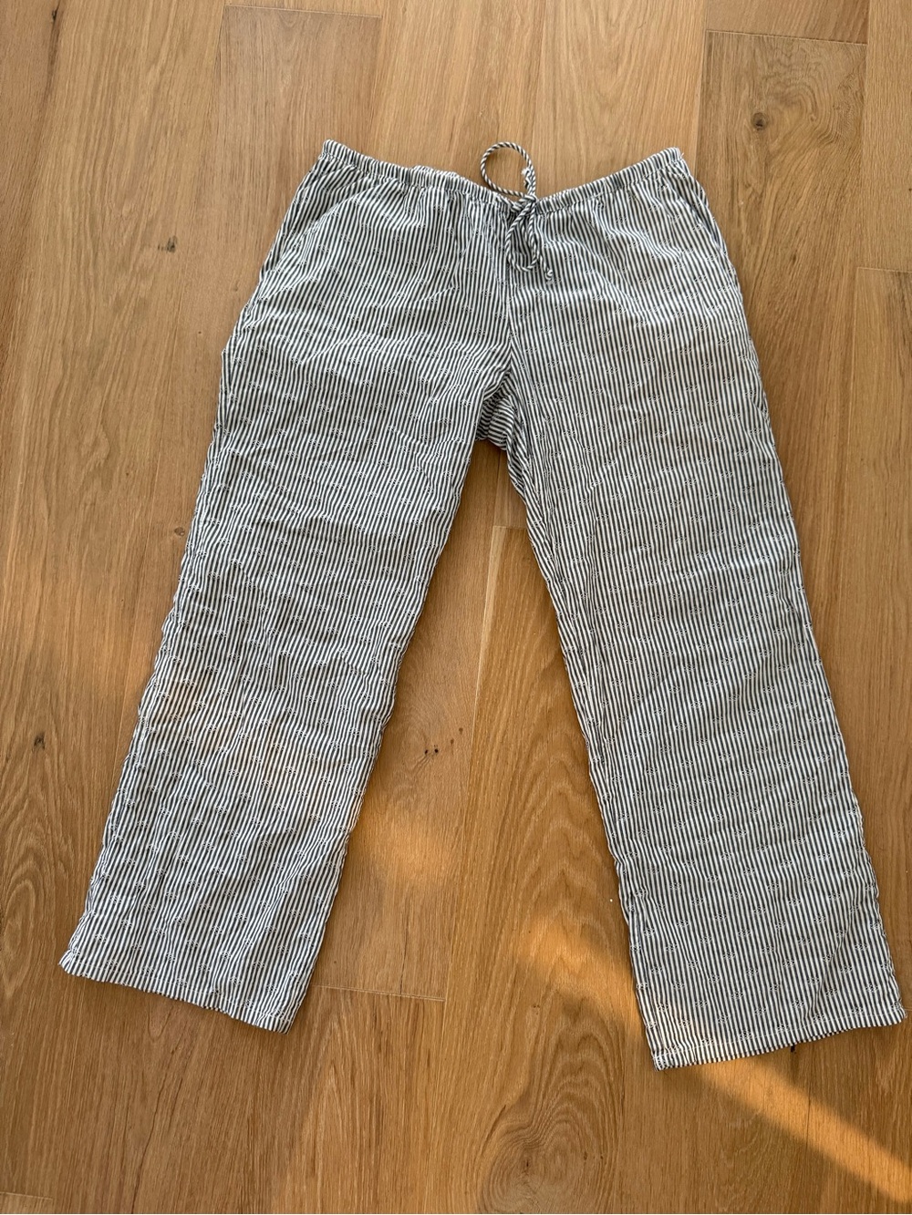 Divided Women's Black & White Striped Drawstring Joggers